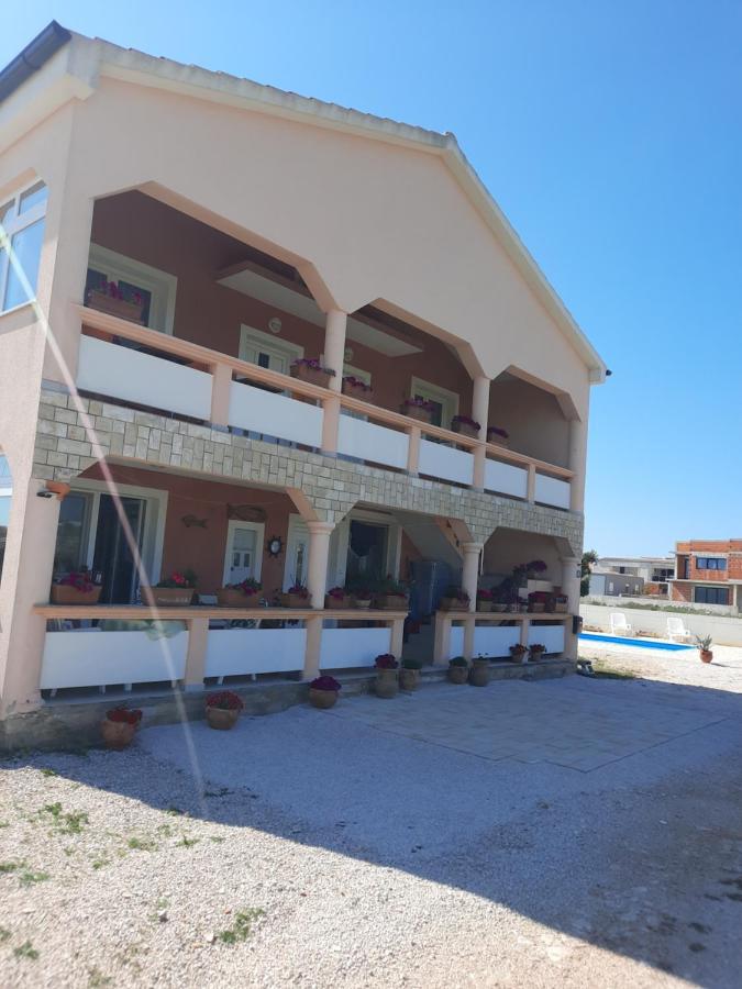 Penzion u Kapitána Apartamento Vir Exterior foto