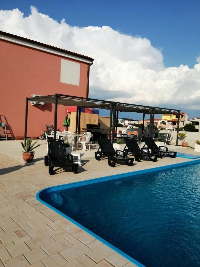 Penzion u Kapitána Apartamento Vir Exterior foto